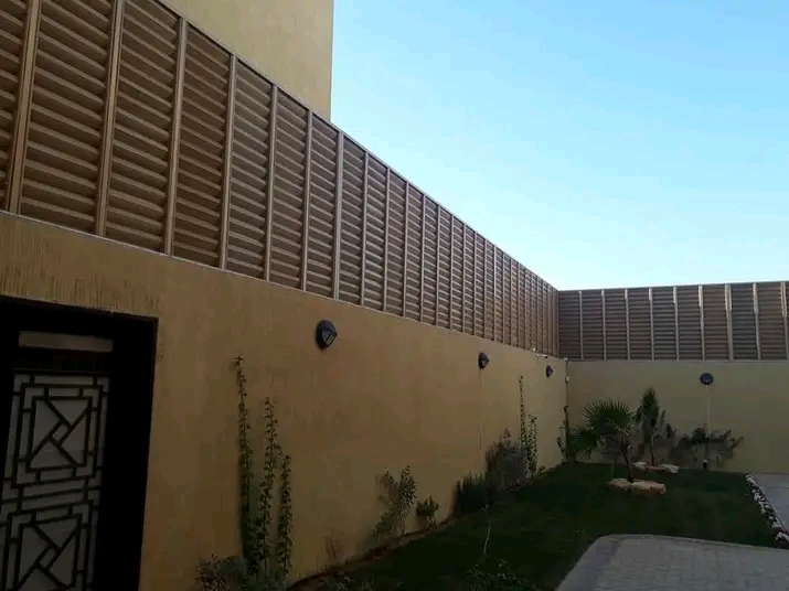 سواتر عالية الجودة 